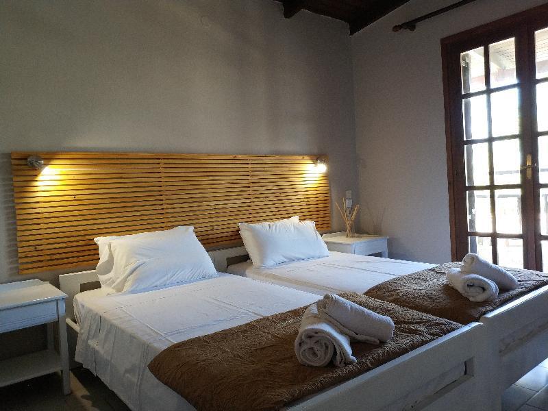 Petros Village Paralia Kourna Экстерьер фото